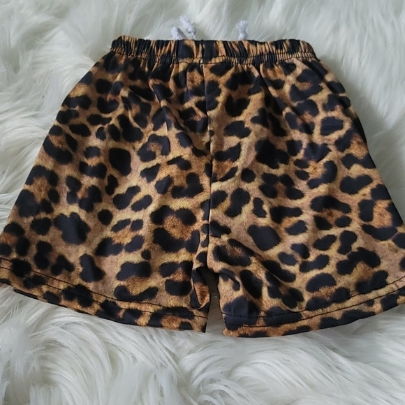 Leopard print sleeveless hoodie and shorts NWOT - Picture 7 of 10